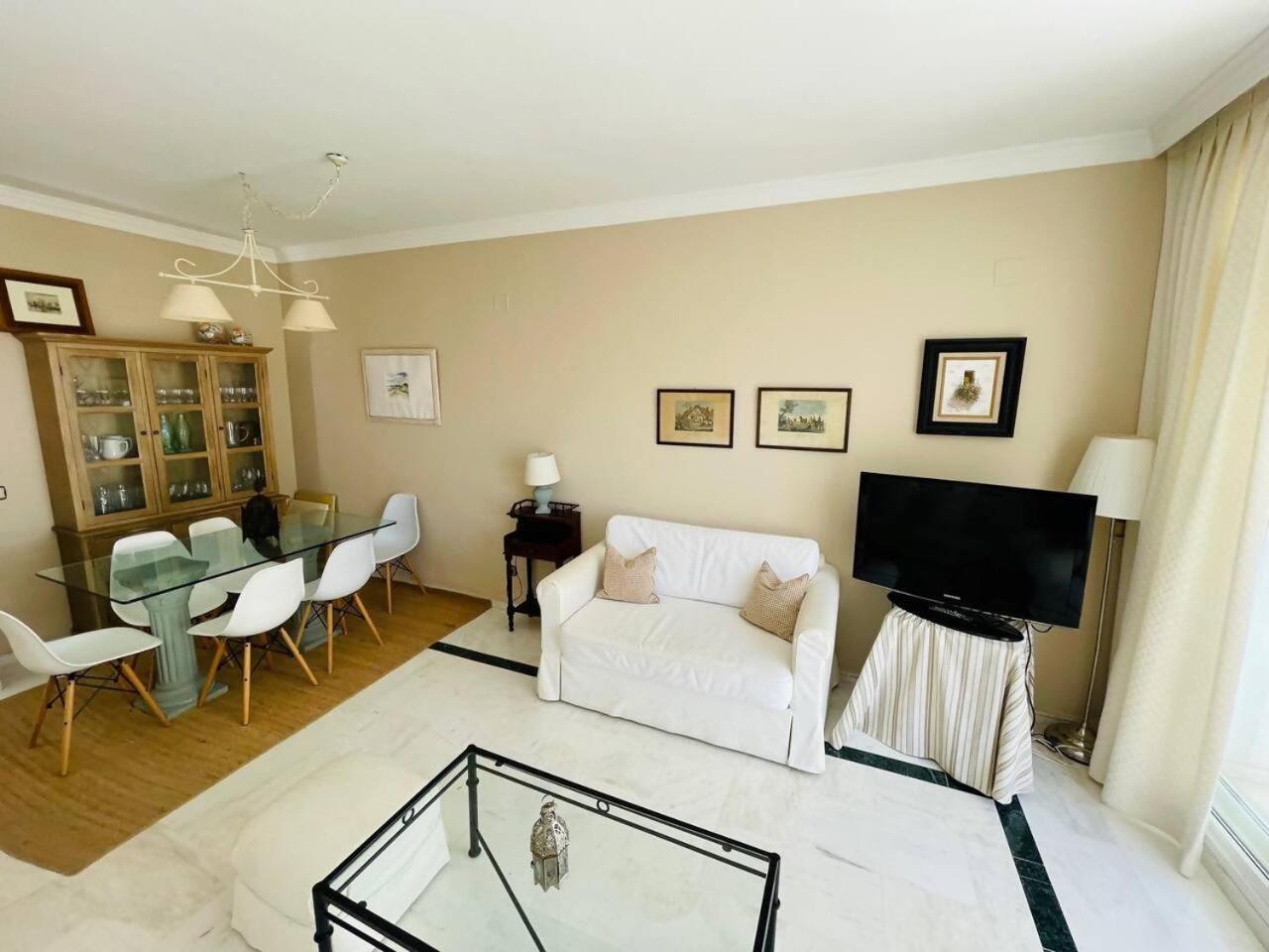 Apartment Milla De Oro